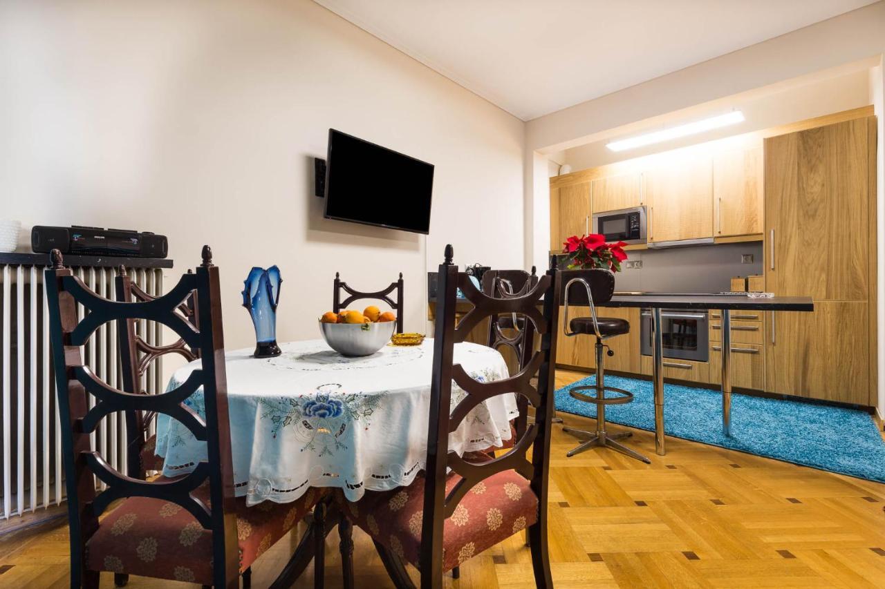 3 Bedrooms Apartment Under Acropolis アテネ エクステリア 写真